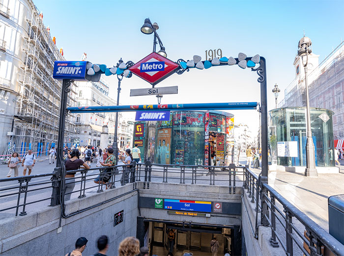 Smint refresca el centro de Madrid con una campaña inmersiva.