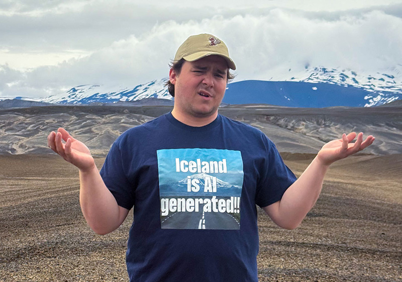 Icelandair desafía con humor la idea de que Islandia no es real