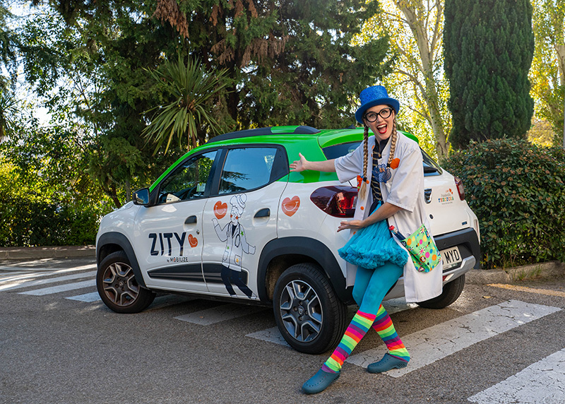 Zity proporciona vehículos gratuitos a los Doctores Sonrisa