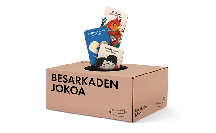 "El Juego de los Abrazos" para fomentar el bienestar emocional.