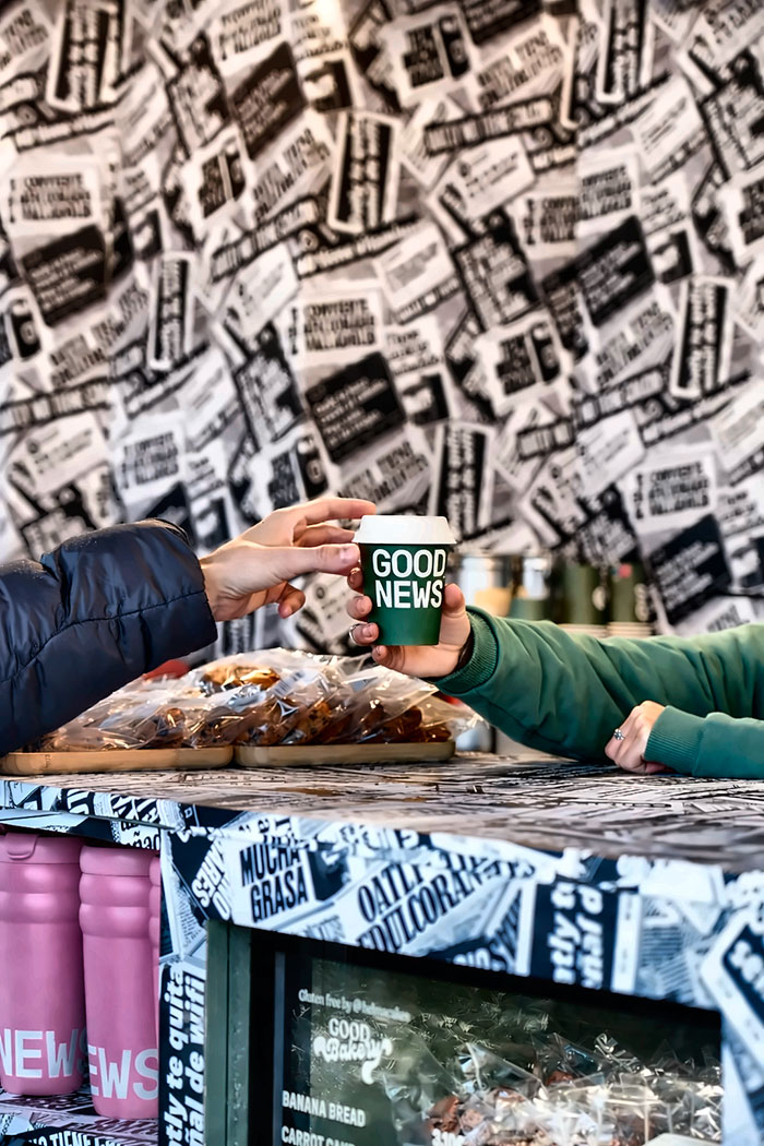 GoodNews y Oatly convierten las "fake news" en buenas noticias.