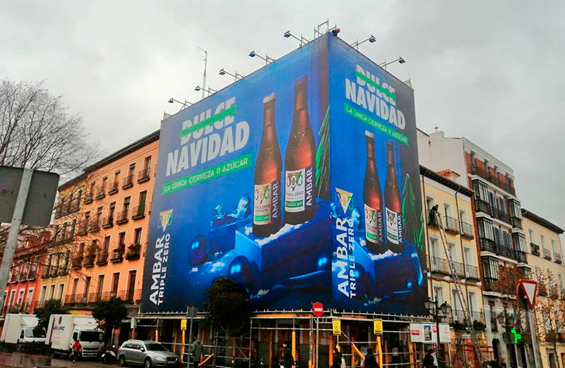 Ambar reivindica su Triple Zero "tachando" el dulce de la Navidad