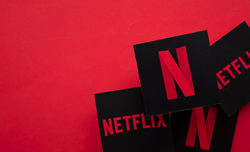 Netflix compra Warner Bros., incluyendo sus estudios de cine y HBO