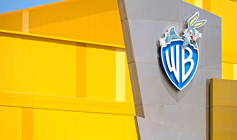 Netflix anuncia la compra de Warner Bros. y Paramount responde