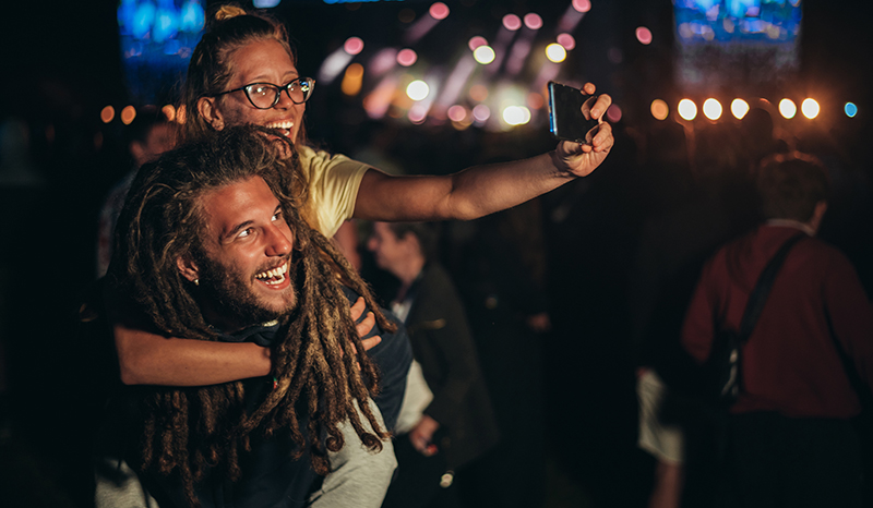 Las redes en 2026: la autenticidad se convierte en el nuevo algoritmo