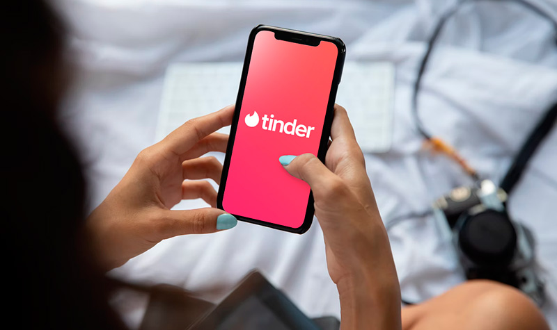 Tinder resume la tendencias de ligue en 2025 y anticipa las de 2026