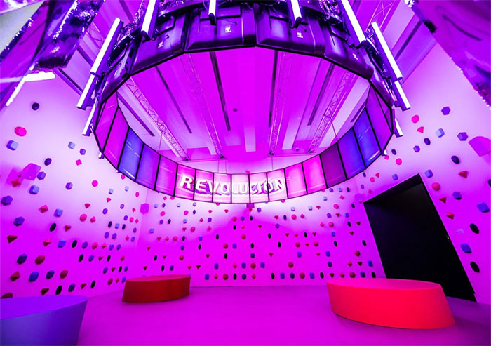 Domestic Data Streamers: El reto de humanizar el dato en la era del contenido.