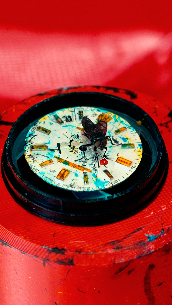 MilfShakes lanza el primer Rolex pintado por moscas.
