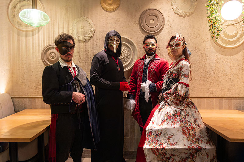 Ginos convierte el Carnaval en una experiencia inmersiva