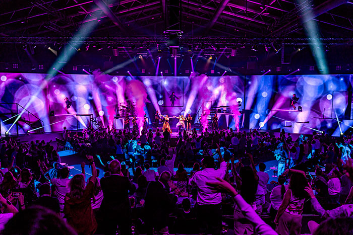 WAH Show demuestra que no hace falta una fecha para decir “te quiero”.