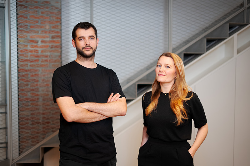 After fortalece su liderazgo artístico para combatir la automatización