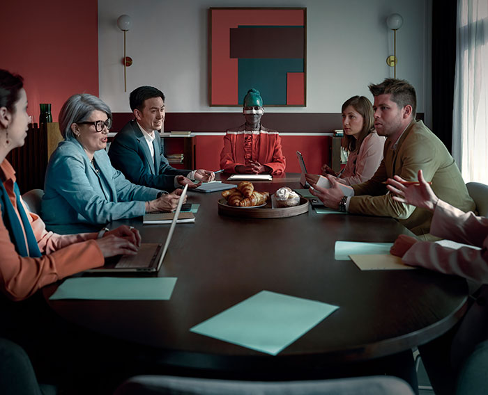 Bayer cuestiona la “normalidad” en la salud femenina.