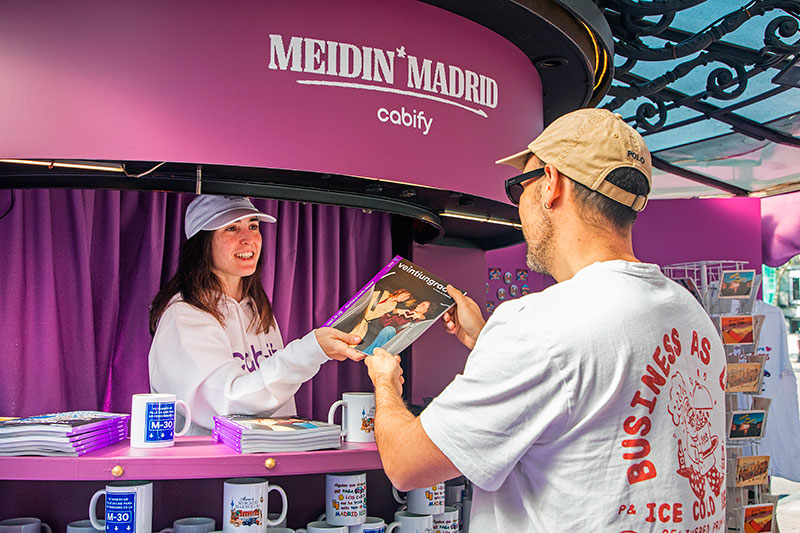 Cabify abre una tienda de souvenirs en la Glorieta de Bilbao
