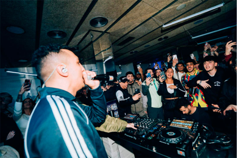 JD y Adidas lanzan la nueva campaña de las zapatillas Superstar