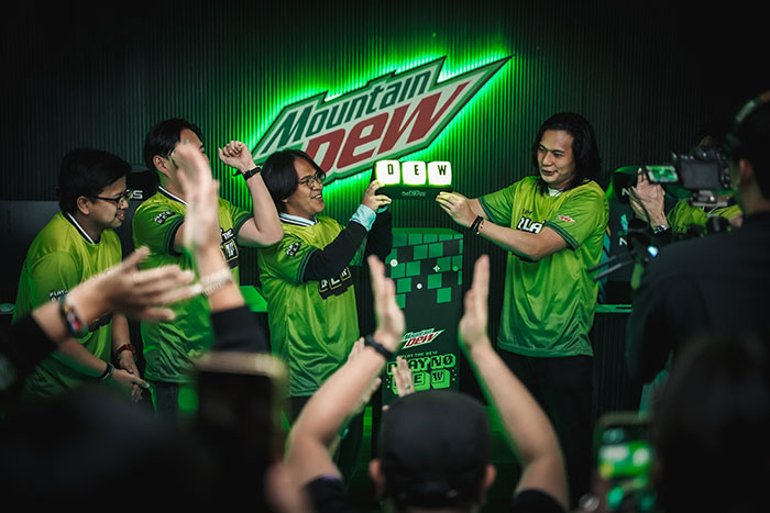 Mountain Dew reta a los gamers a jugar sin tres teclas fundamentales.