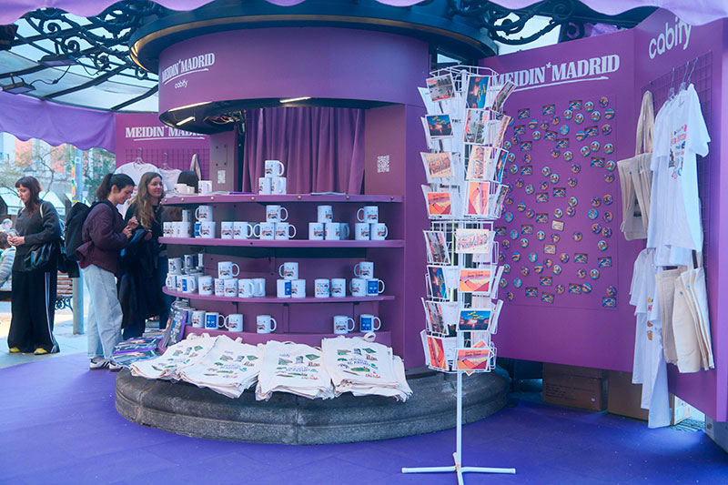 Cabify abre una tienda de souvenirs en la Glorieta de Bilbao