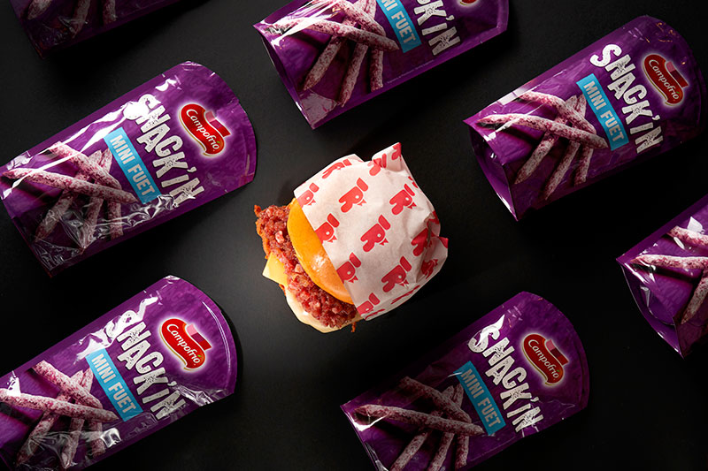 Roost Chicken y Campofrío lanzan la Fuet Burger