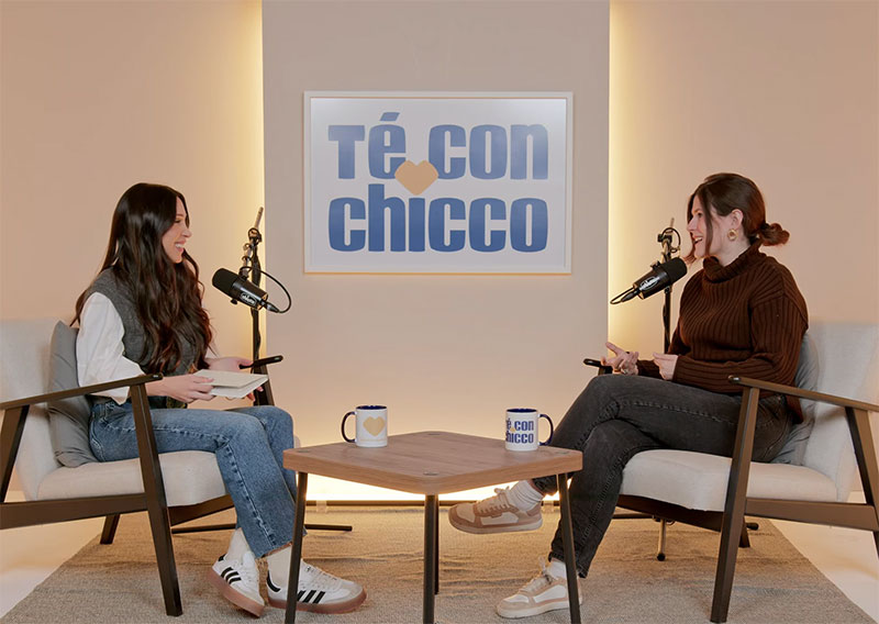 El videopodcast "Té con Chicco" aborda la alimentación del bebé