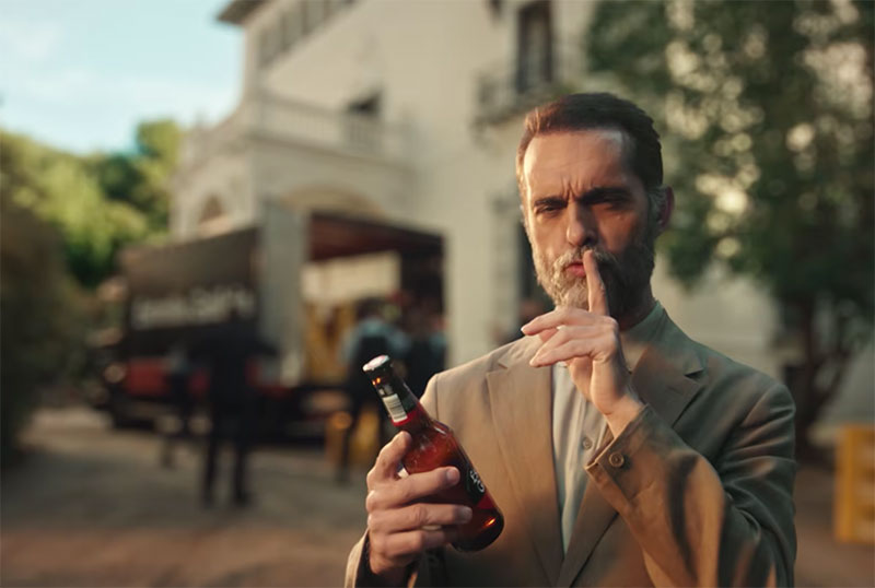 Estrella Galicia en el estreno de "Berlín y la dama del armiño"