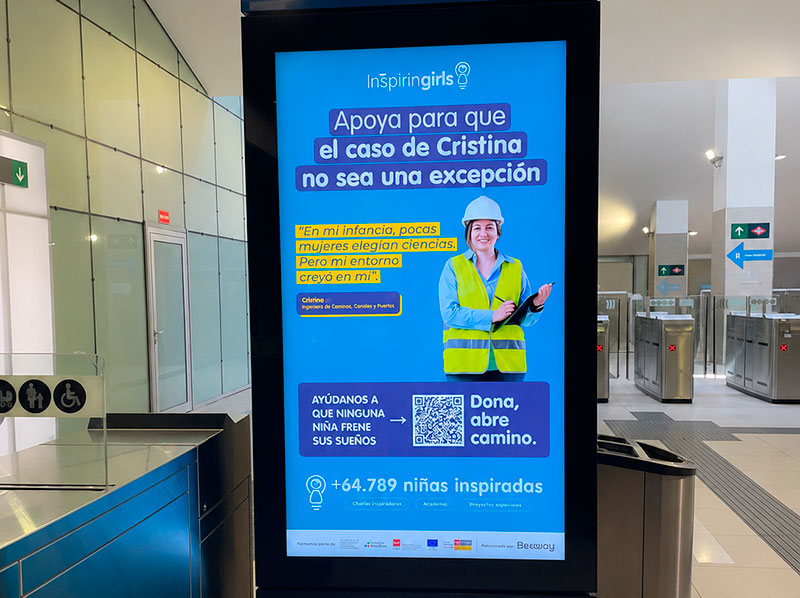 Estaciones de tren como escaparates para inspirar a las niñas