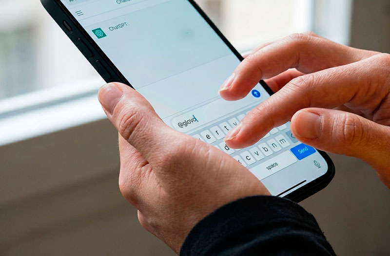 La app de delivery Glovo se integra en ChatGPT y Claude