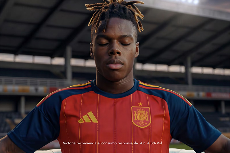 Cervezas Victoria nos invita a visualizar el triunfo de la Roja