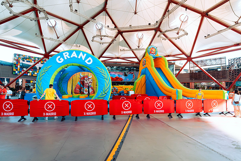Gymkana hinchable inspirada en el "Grand Prix" de RTVE