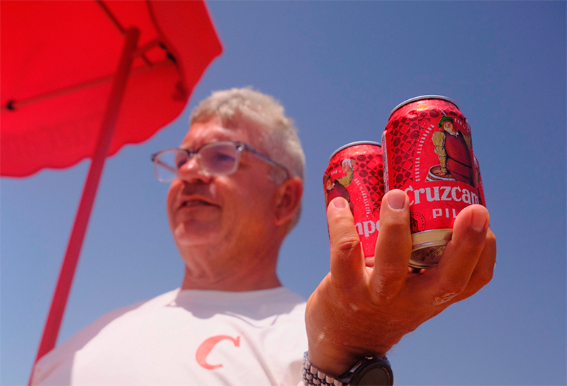 Cruzcampo rinde homenaje a los lateros de Andalucía