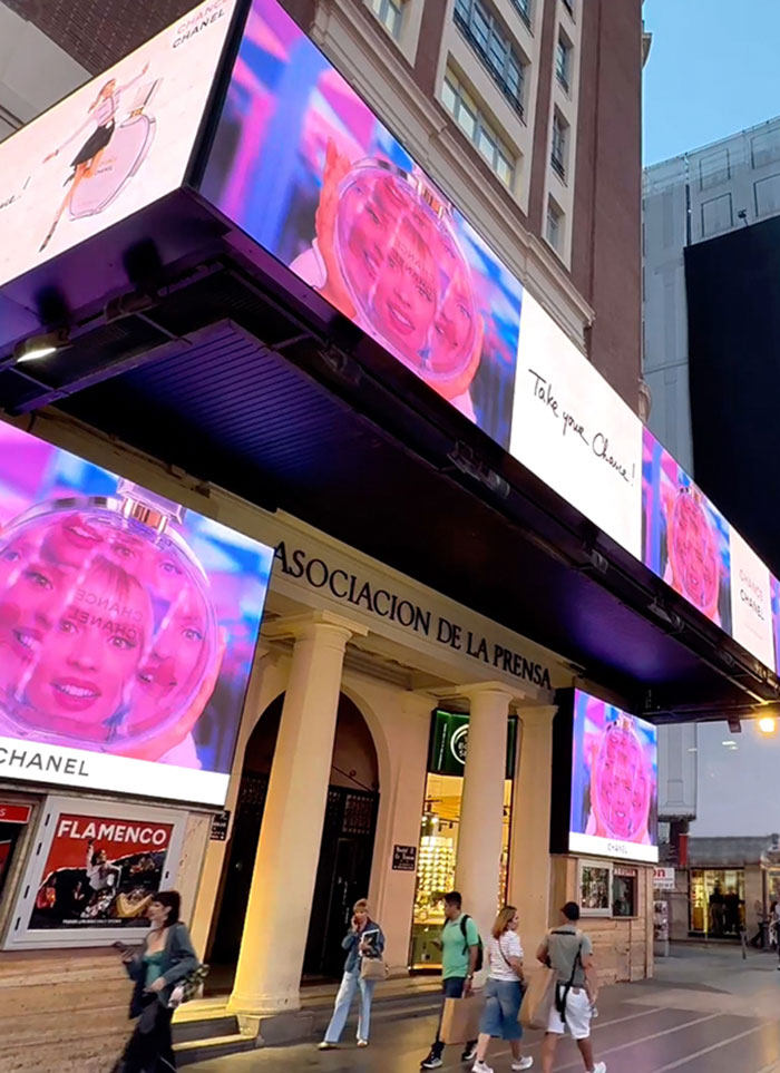 DOOH Gran Formato, la diferencia entre ver y mirar.