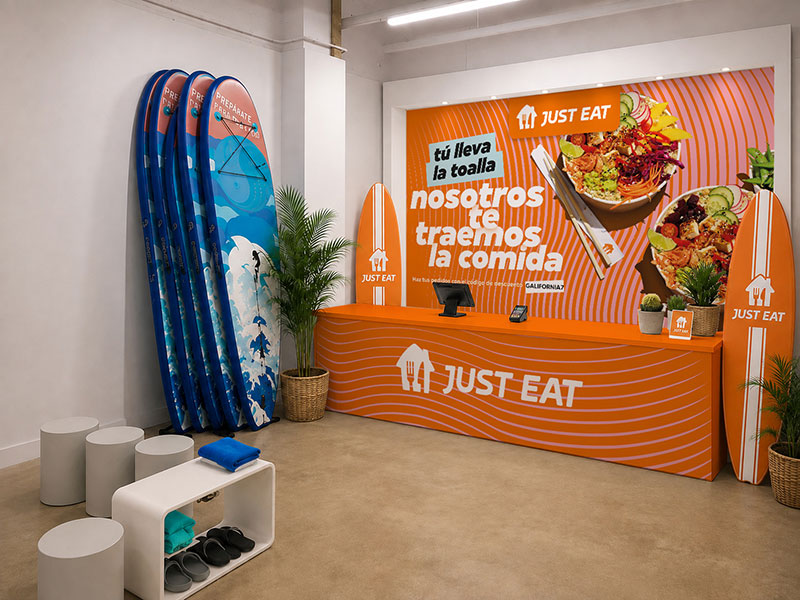 Just Eat activa "O'Chiringuito" en la playa de Riazor