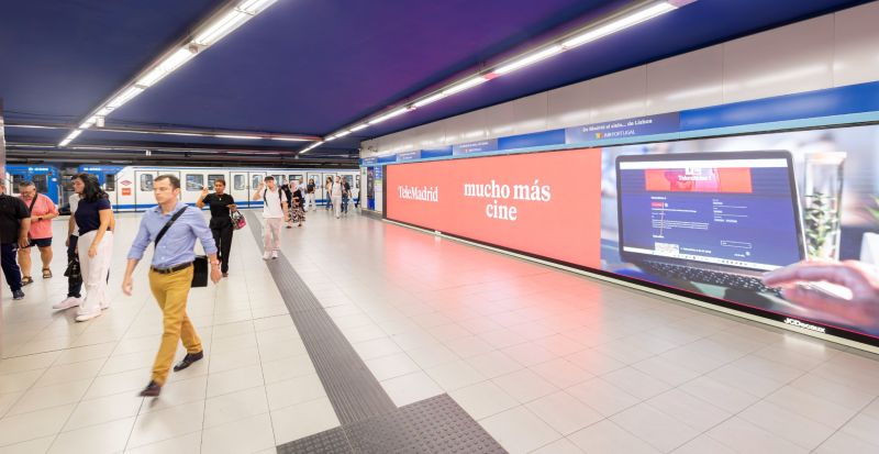 La publicidad dinámica amplia su presencia en los túneles del Metro de Madrid