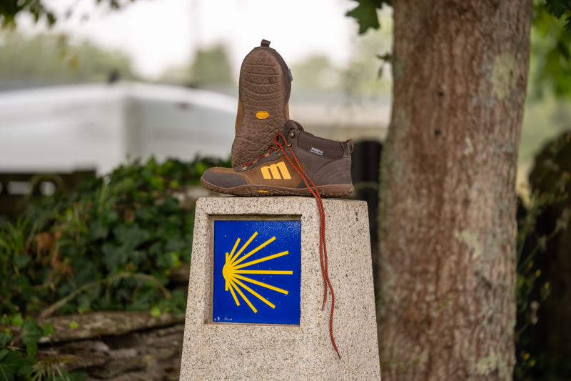 Mustang Free presenta su primera bota barefoot para la montaña